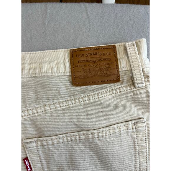 Levi’s women’s size 31 80’s Mom Jean Tan - Picture 7 of 10